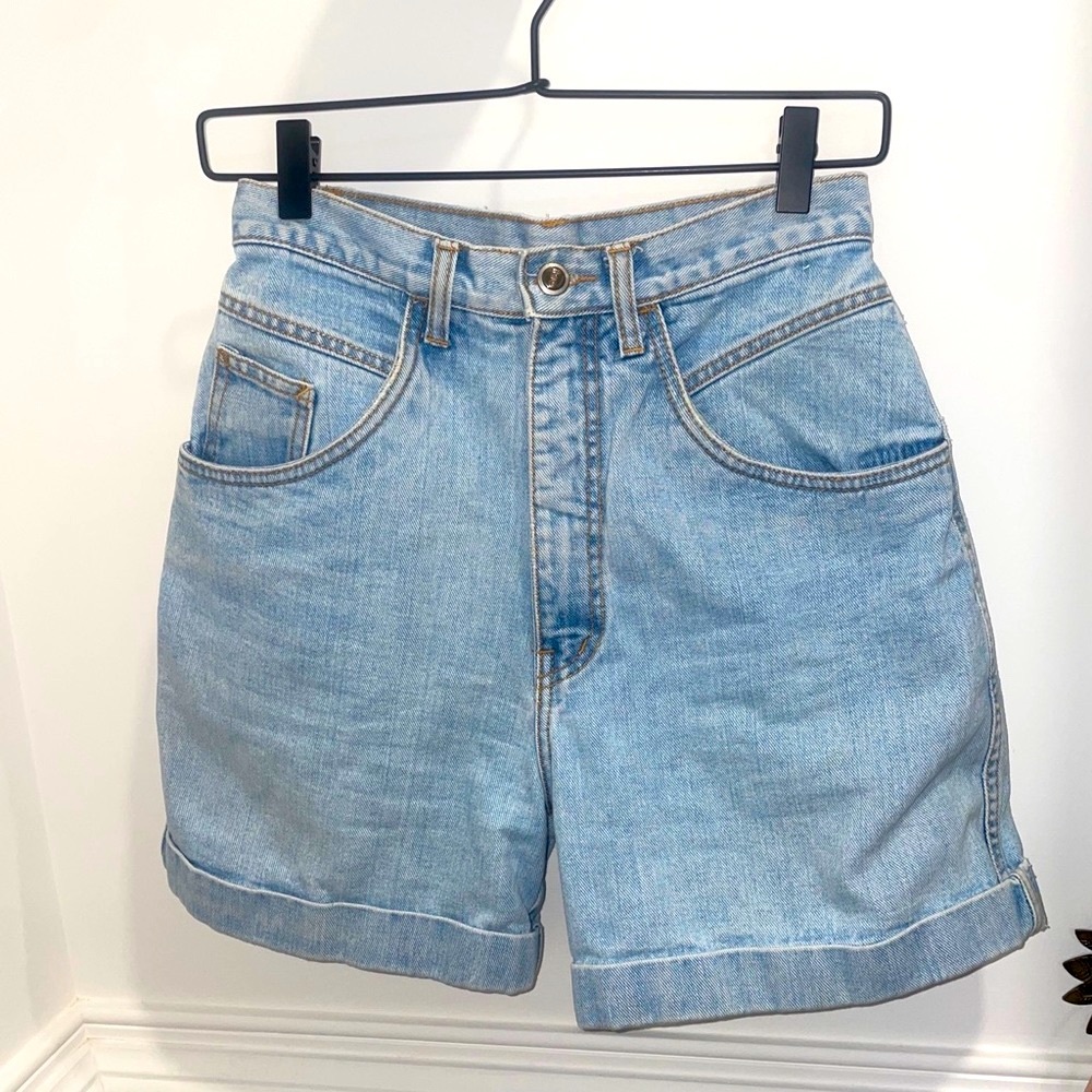Vintage 90's Rio Stephen Mardon Distress Cuffed Short High Waist